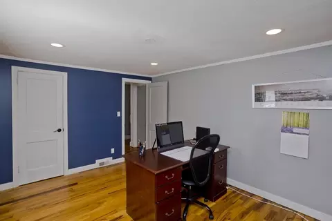 91 Pilgrim Rd, Springfield, MA 01118 photo 32