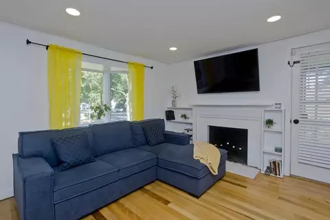 91 Pilgrim Rd, Springfield, MA 01118 photo 22