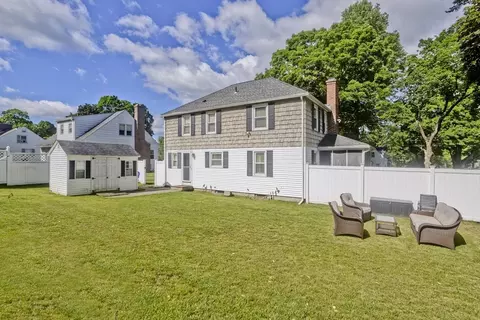 91 Pilgrim Rd, Springfield, MA 01118 photo 7