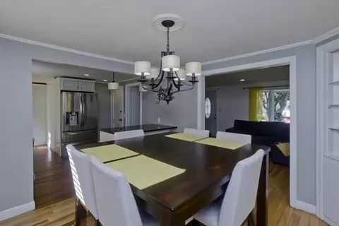 91 Pilgrim Rd, Springfield, MA 01118 photo 18