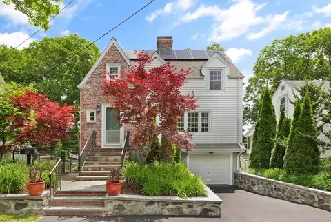 127 Alpine Ter, Arlington, MA 02474