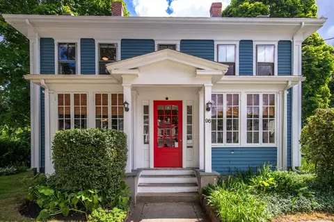 96 John St, Reading, MA 01867 photo 2