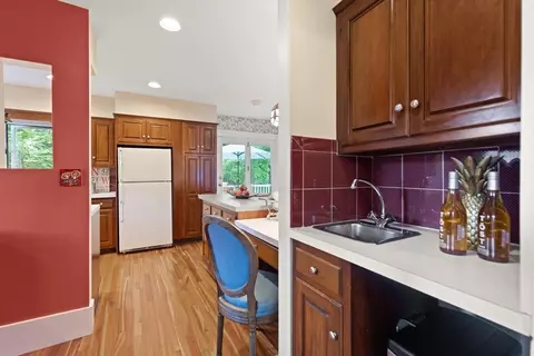96 John St, Reading, MA 01867 photo 14