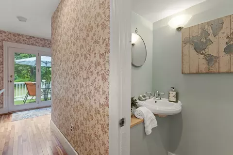 96 John St, Reading, MA 01867 photo 20
