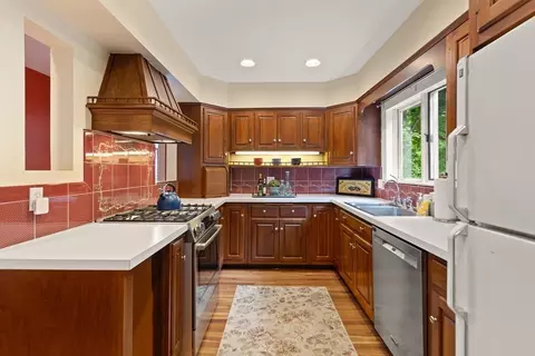 96 John St, Reading, MA 01867 photo 13