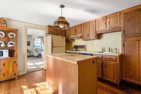 73 Summer St, Hingham, MA 02043 photo 14
