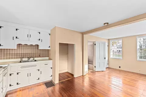 73 Summer St, Hingham, MA 02043 photo 12