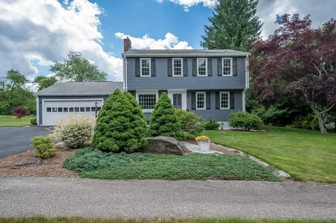 15 Ward Ln, Westborough, MA 01581