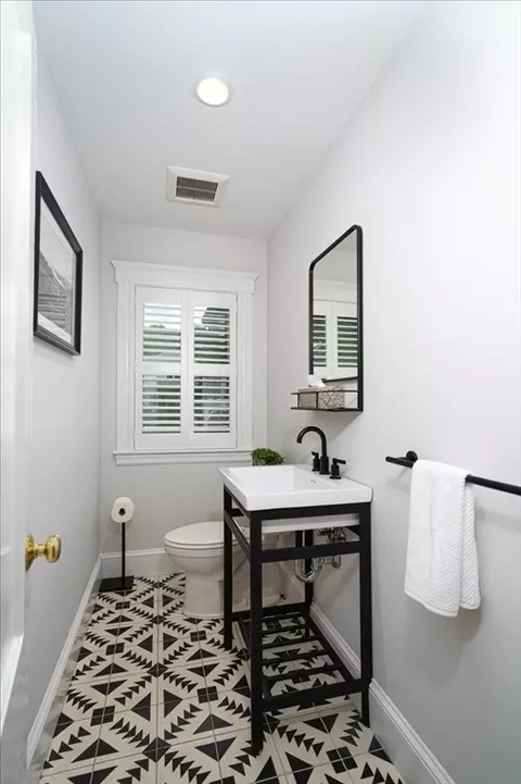 Bath - 11 Fairlawn, Needham, MA 02492 photo 1 of 5