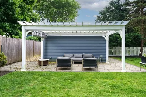 Exterior - 11 Fairlawn, Needham, MA 02492 photo 5 of 5