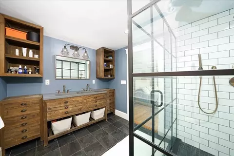 Bath - 11 Fairlawn, Needham, MA 02492 photo 5 of 5