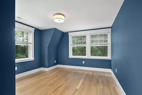 Bedroom - 15 Union St, Hingham, MA 02043 photo 3 of 3