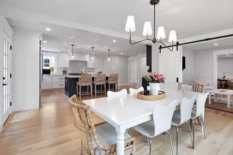 Dining - 15 Union St, Hingham, MA 02043 photo 2 of 2