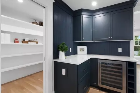 Kitchen - 15 Union St, Hingham, MA 02043 photo 7 of 7