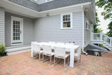 Exterior - 15 Union St, Hingham, MA 02043 photo 8 of 9