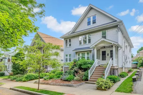 66 Newport St #66, Arlington, MA 02476