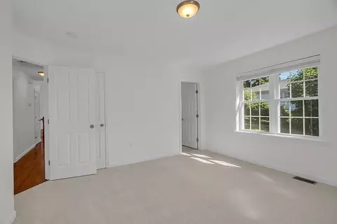 Bedroom - 261 Massasoit Rd, Worcester, MA 01604 photo 4 of 8