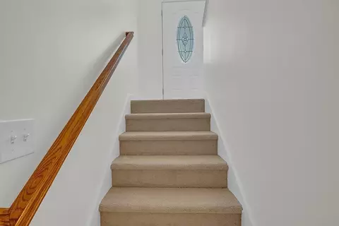 Entry Way - 261 Massasoit Rd, Worcester, MA 01604 photo 3 of 3