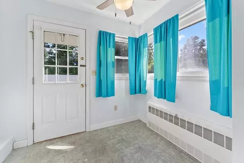 93 Collins #E5, Chicopee, MA 01022 photo 10