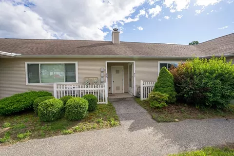 93 Collins #E5, Chicopee, MA 01022 photo 23