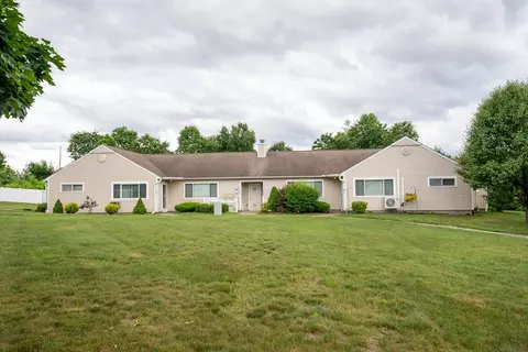 93 Collins #E5, Chicopee, MA 01022 photo 30