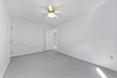 93 Collins #E5, Chicopee, MA 01022 photo 12