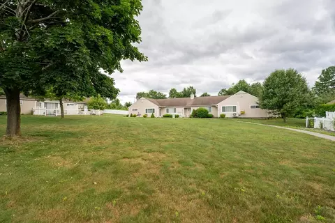 93 Collins #E5, Chicopee, MA 01022 photo 31