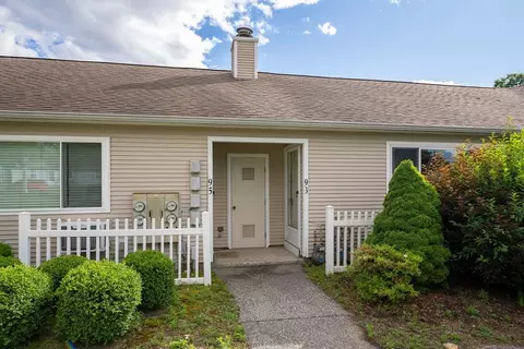 93 Collins #E5, Chicopee, MA 01022 photo 22