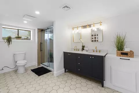 Bath - 22 Swan St, Fall River, MA 02721 photo 1 of 2