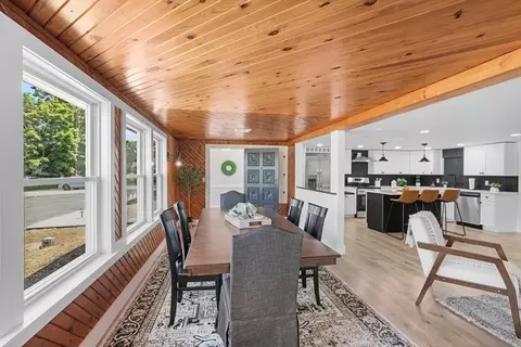 Dining - 22 Swan St, Fall River, MA 02721 photo 1 of 1
