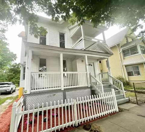 24 Terrence St, Springfield, MA 01109