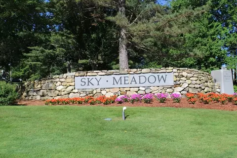 65 Cherry Hollow Rd #65, Nashua, NH 03062