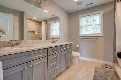 15 Honeybee Rd, Dracut, MA 01826 photo 31