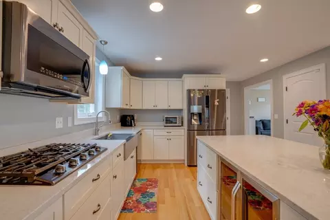 15 Honeybee Rd, Dracut, MA 01826 photo 12