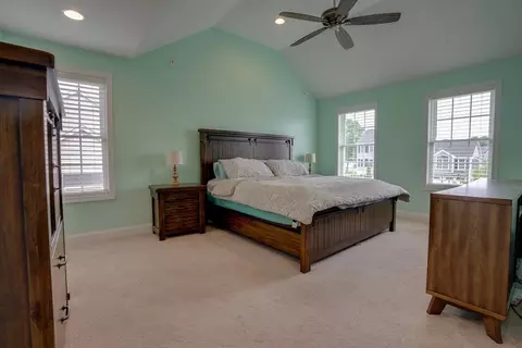 15 Honeybee Rd, Dracut, MA 01826 photo 30