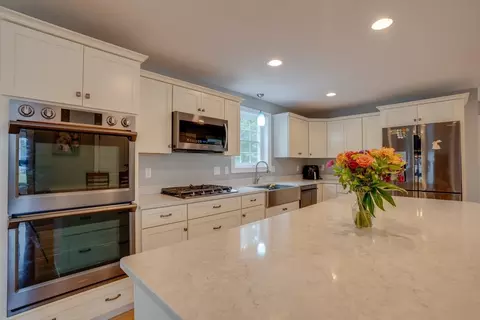 15 Honeybee Rd, Dracut, MA 01826 photo 11