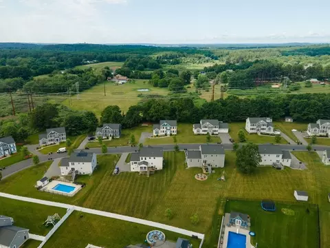 15 Honeybee Rd, Dracut, MA 01826 photo 4