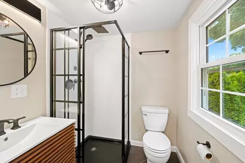 100 Lansing Ave, Warwick, RI 02888 photo 12