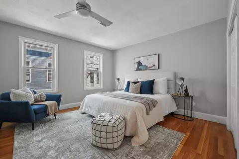 1 Scott Pl #6, Boston, MA 02127