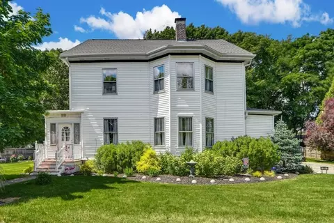 16 Fisher Rd, Dedham, MA 02026