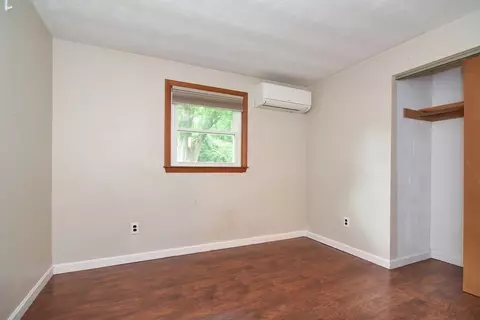 Bedroom - 10 Merrill Dr, Framingham, MA 01701 photo 2 of 8