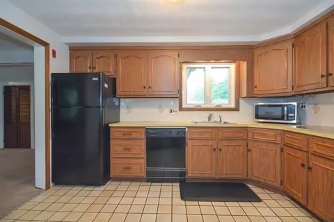Kitchen - 10 Merrill Dr, Framingham, MA 01701 photo 1 of 3