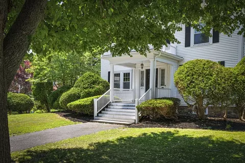 65 Conant St, Beverly, MA 01915 photo 3
