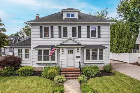 96 Elm St, Andover, MA 01810