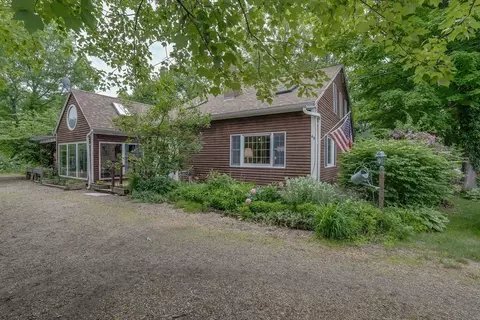 49 South Rd, Templeton, MA 01468