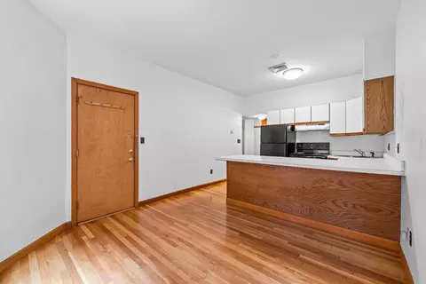 30 Clark St #2-1, Boston, MA 02109
