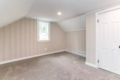 39 Ambrose St, Springfield, MA 01109 photo 13