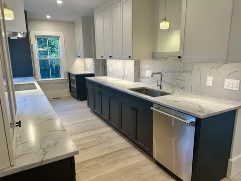 54 Davis Ave, Brookline, MA 02445 photo 5