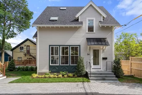 54 Davis Ave, Brookline, MA 02445 photo 4