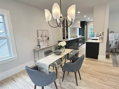 54 Davis Ave, Brookline, MA 02445 photo 9